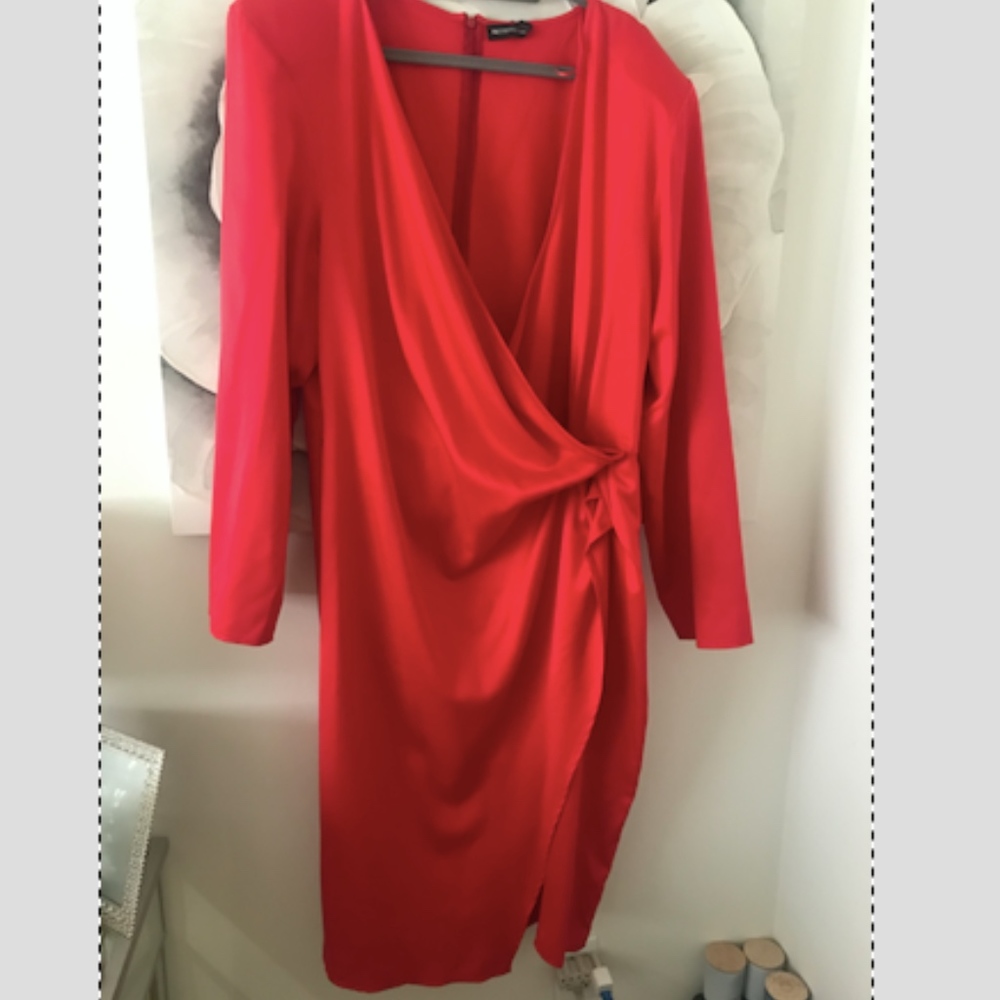 Red Glamorous Midi Dress